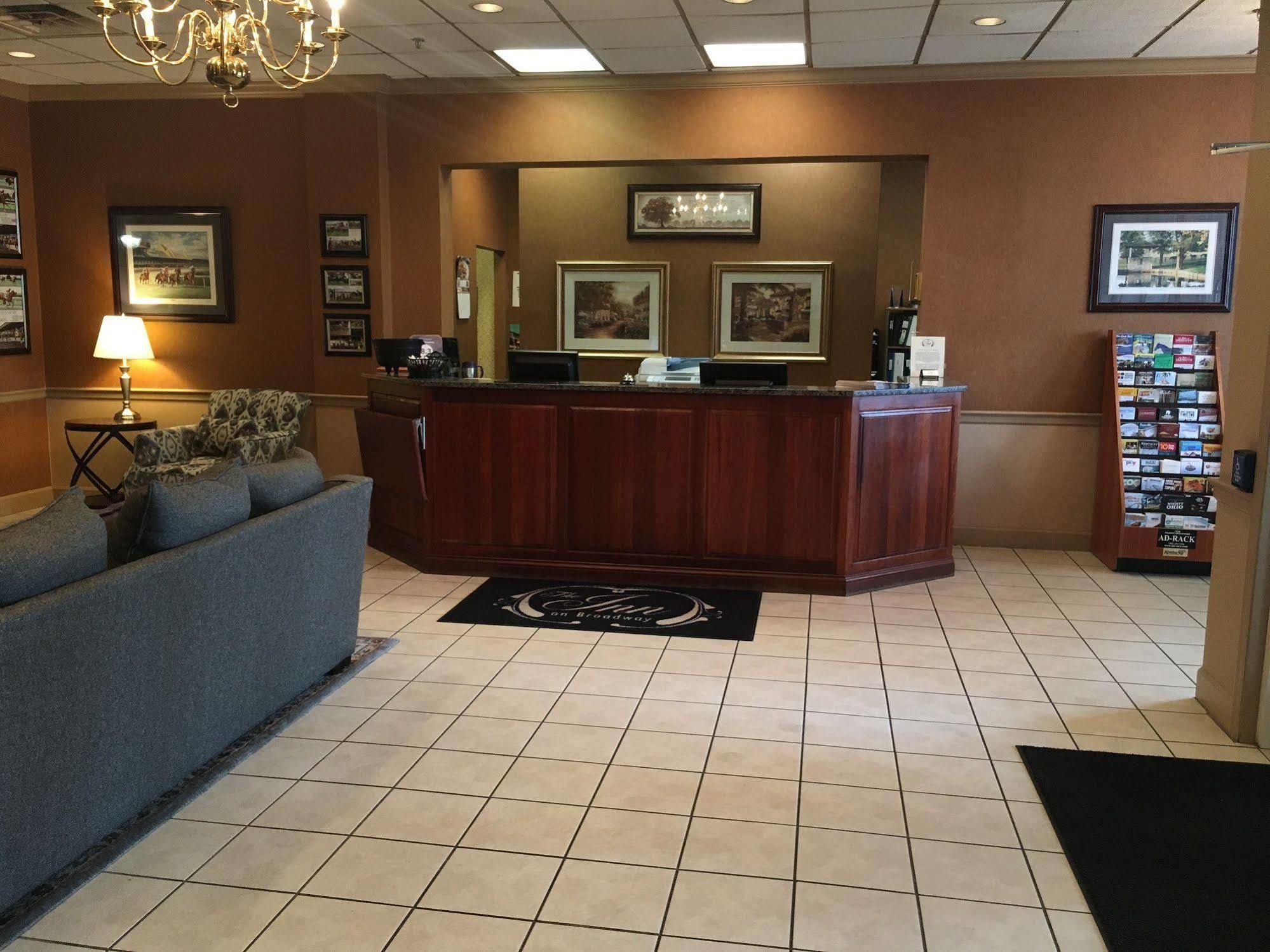 Inn On Broadway Downtown/Keeneland/Medical Center Lexington Dış mekan fotoğraf