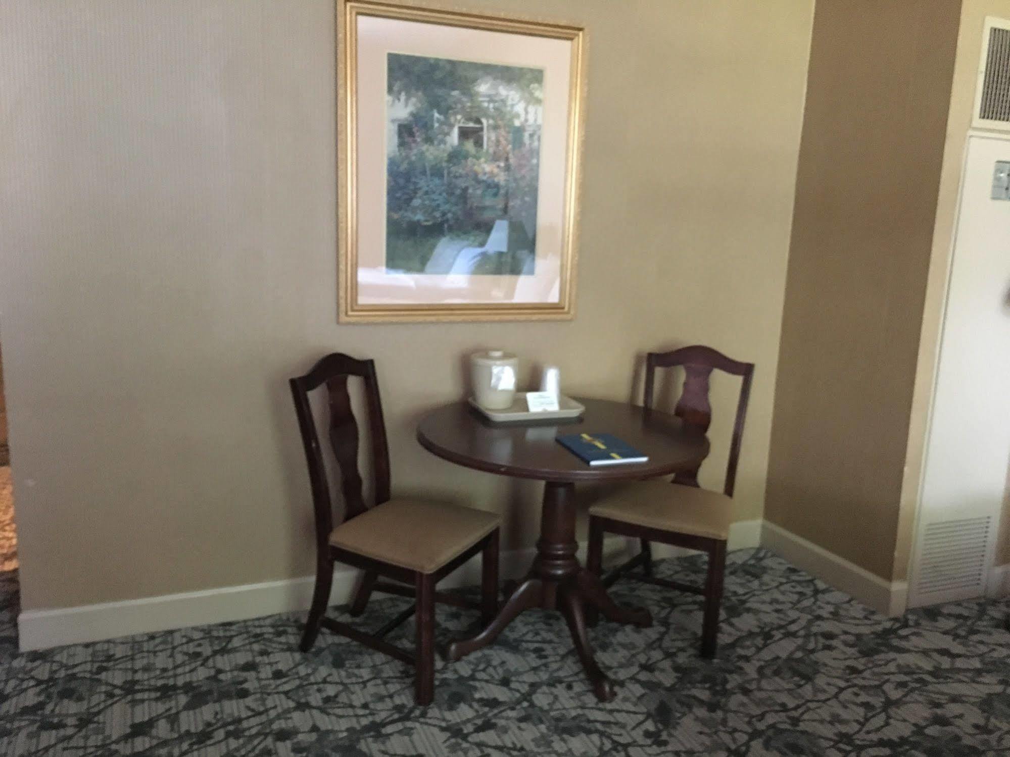 Inn On Broadway Downtown/Keeneland/Medical Center Lexington Dış mekan fotoğraf